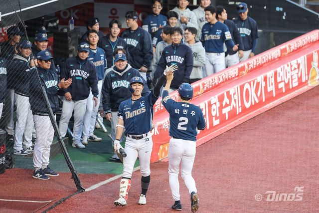 NC는 지난 11일 잠실구장에서 열린 '2025 신한 SOL Bank KBO 리그' 두산과 더블헤더 1,2경기에서 모두 승리했다. 팀은 7연승을 기록해 리그 4위까지 올라왔다. NC 다이노스