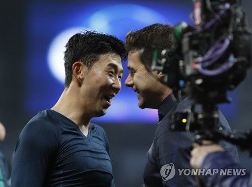 대한축구협회가 14일 보도자료를 통해 홍명보 감독이 이끄는 대한민국 축구 국가대표팀의 9월 A매치 일정에 미국, 멕시코와 평가전을 갖는다고 발표했다.&nbsp; 축구 대표팀은 오는 현지 시각 9월 6일 17시(한국시간 7일 오전 6시) 뉴저지에 있는 레드불 아레나에서 미국과 평가전을 갖는다. 이어 9일에는 멕시코와 두 번째 경기를 치를 예정이다. 멕시코전 장소와 일정은 추후 확정된다.&nbsp;연합뉴스