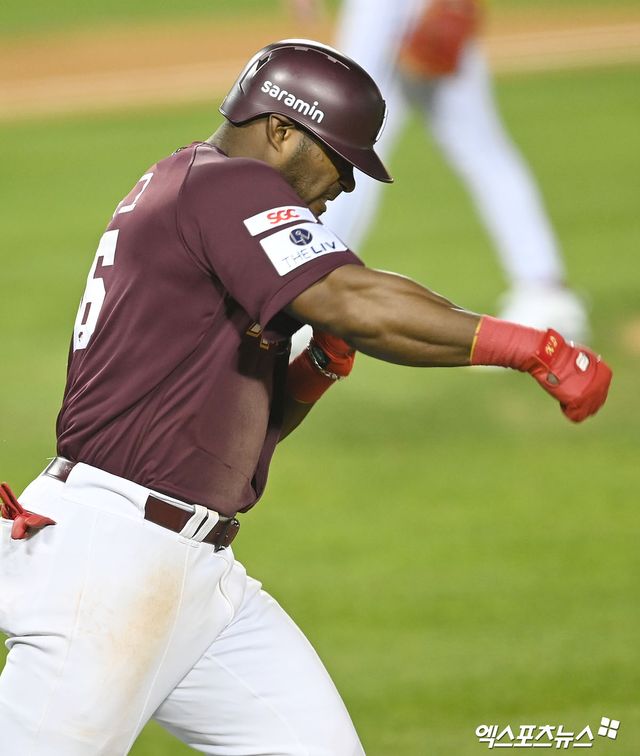 키움 외야수 푸이그는 17일 울산문수야구장에서 열린 '2025 신한 SOL Bank KBO 리그' NC와 더블헤더 2경기에서 1번타자 좌익수로 선발 출전했다. 3회초 결승포를 터트려 팀 승리에 보탬이 됐다. 엑스포츠뉴스 DB