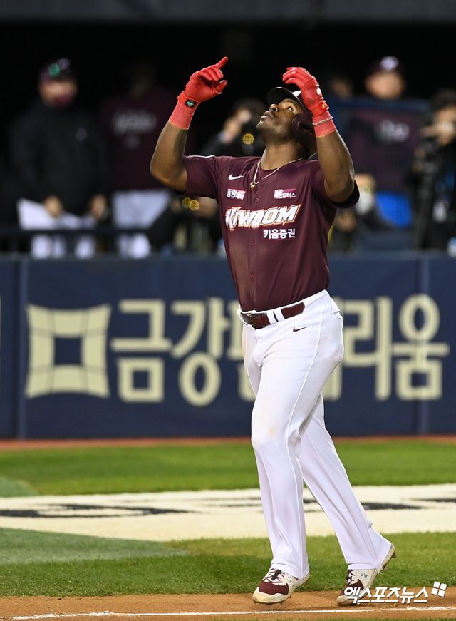 키움 외야수 푸이그는 17일 울산문수야구장에서 열린 '2025 신한 SOL Bank KBO 리그' NC와 더블헤더 2경기에서 1번타자 좌익수로 선발 출전했다. 3회초 결승포를 터트려 팀 승리에 보탬이 됐다. 엑스포츠뉴스 DB