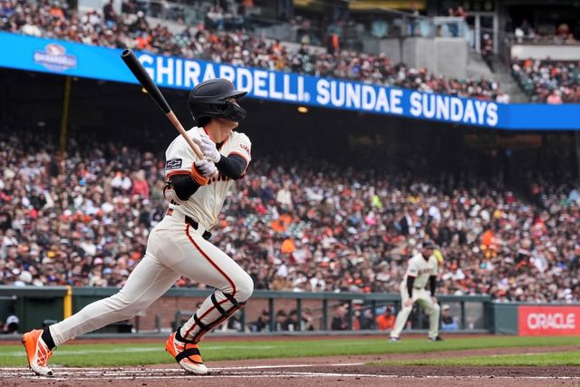 샌프란시스코 자이언츠 외야수 이정후가 19일 미국 캘리포니아주 샌프란시스코의 오라클파크에서 열린 2025 미국프로야구 메이저리그 애슬레틱스와의 홈경기에 3번타자 겸 중견수로 선발 출전해 4타수 무안타를 기록했다. AP 연합뉴스