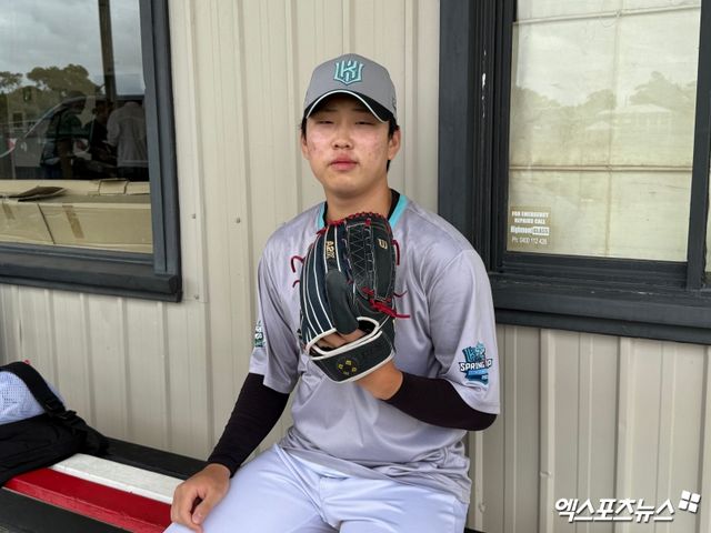 KT 위즈 우완 루키 김재원이 지난 18일 잠실 LG 트윈스전에서 프로 무대 데뷔 첫 1군 등판을 가졌다. 1이닝 무실점으로 성공적인 데뷔전을 치렀다. 사진 엑스포츠뉴스 DB