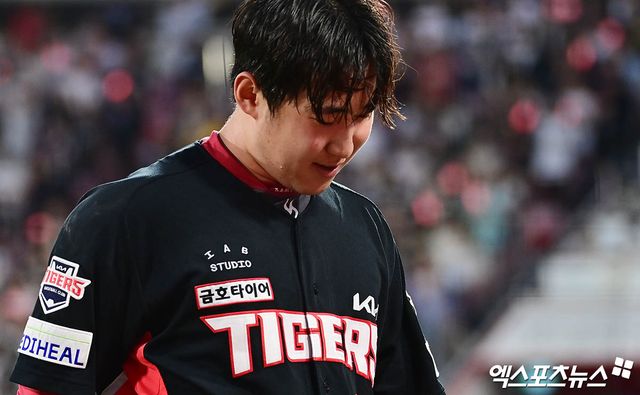 KIA 타이거즈 좌완 윤영철이 20일 수원 KT위즈파크에서 열린 2025 신한 SOL Bank KBO리그 KT 위즈와의 팀 간 4차전에 선발등판,&nbsp;4⅓이닝 3피안타 3볼넷 3탈삼진 3실점을 기록, 패전투수가 됐다. 사진 박지영 기자