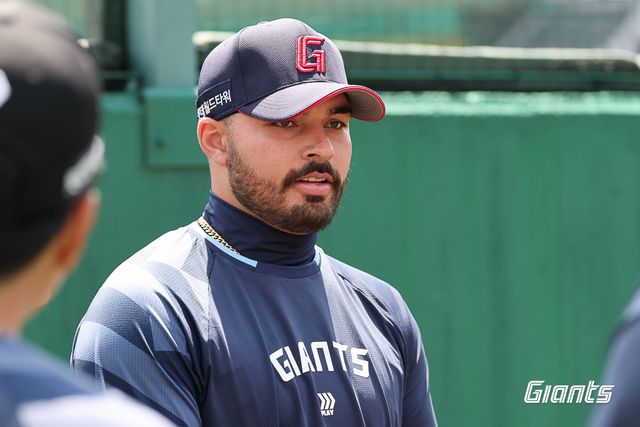 롯데 투수 감보아는 21일 경산볼파크에서 열린 '2025 메디힐 KBO 퓨처스리그' 삼성전에서 선발 등판해 3이닝 무실점 최고 구속 153㎞를 기록했다. 롯데 자이언츠