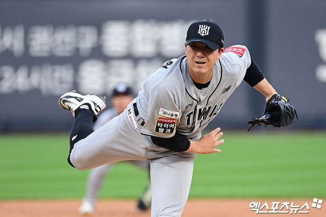 지난 20일 KIA 타이거즈와의 수원 홈 경기에 선발등판, 5⅓이닝 5피안타 1사구 3탈삼진 1실점 호투로 승리투수가 된 KT 위즈 조이현. 사진 엑스포츠뉴스 DB