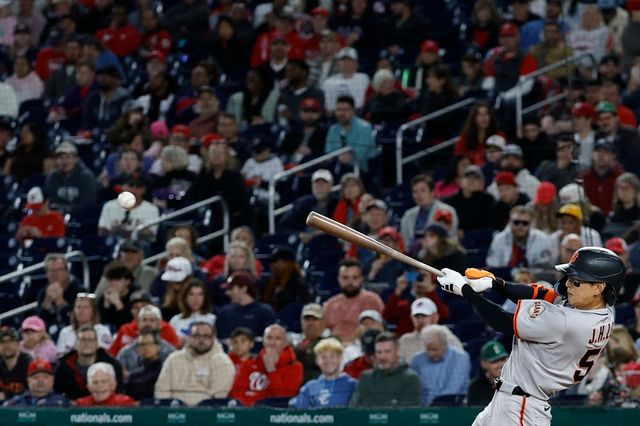 샌프란시스코 자이언츠 이정후가 2025 미국 메이저리그 정규시즌 경기에서 타격하고 있다. REUTERS 연합뉴스