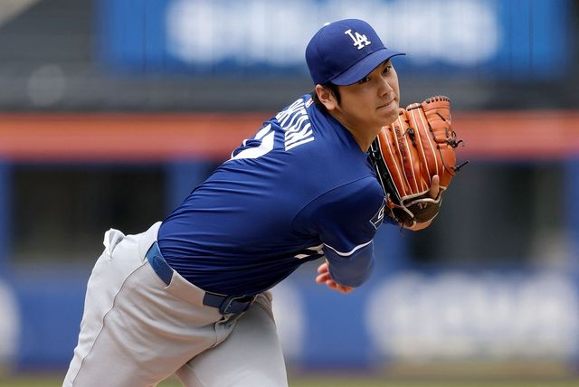 LA 다저스 오타니 쇼헤이가 지난 26일 팔꿈치 수술 후 첫 라이브 피칭에 임하고 있다. AFP 연합뉴스