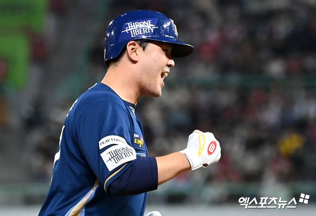NC 포수 김형준은 3일 사직구장에서 열린 '2025 신한 SOL Bank KBO 리그' 롯데와 주말 3연전 두 번째 경기에서 7번타자 포수로 선발 출전했다. 2회초 솔로포를 터트려 공격에 활력을 불어넣었다. 엑스포츠뉴스 DB