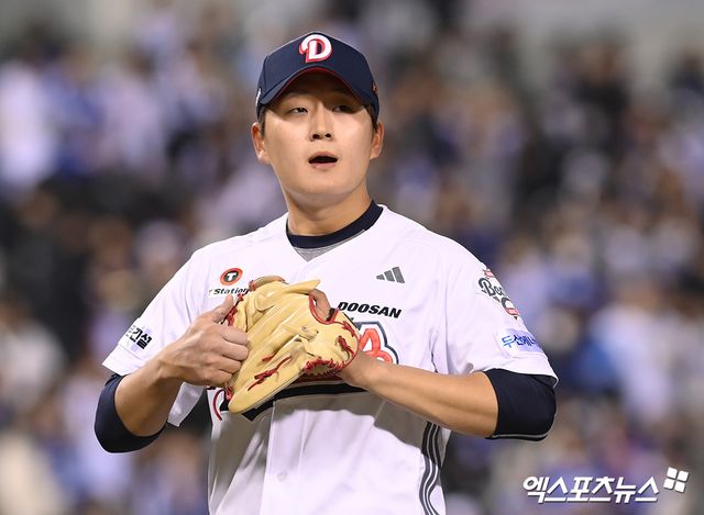 두산 베어스 마무리 투수 김택연이 지난 4일 대구 삼성 라이온즈전에 등판, 1이닝 1실점으로 아쉬움을 남겼다. 사진 엑스포츠뉴스 DB