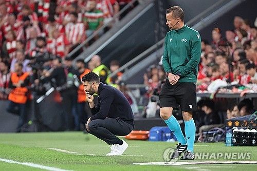 아모림 감독이 8일(한국시간) 영국 맨체스터에 있는 올드 트래포드에서 진행된 빌바오와의 2024-2025시즌 유럽축구연맹(UEFA) 유로파리그 4강 2차전을 앞둔 기자회견에서 대회 우승을 할 수 있다고 말했다. 연합뉴스