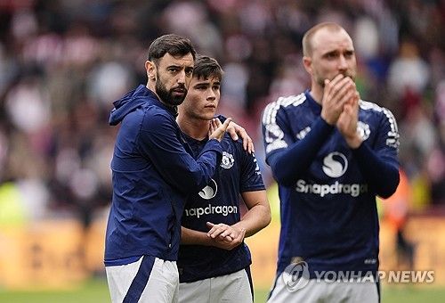 아모림 감독이 8일(한국시간) 영국 맨체스터에 있는 올드 트래포드에서 진행된 빌바오와의 2024-2025시즌 유럽축구연맹(UEFA) 유로파리그 4강 2차전을 앞둔 기자회견에서 대회 우승을 할 수 있다고 말했다. 연합뉴스