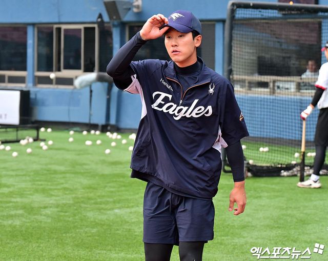 한화 내야수 황영묵(사진)은 9일 고척스카이돔에서 열릴 '2025 신한 SOL Bank KBO 리그' 키움과 주말 3연전 첫 번째 경기에서 1번타자 2루수로 선발 출전한다. 최인호를 대신해 리드오프 ㅈ우책을 맡았다. 엑스포츠뉴스 DB