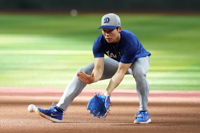 9일 오후 미국 애리조나주 피닉스의 체이스필드에서 열린 2025 미국프로야구 메이저리그에서 열린 LA 다저스와 애리조나 다이아몬드백스의 경기, 다저스 김혜성이 8번타자 겸 2루수로 선발 출전해 4타수 무안타 3삼진을 기록했다. AP 연합뉴스