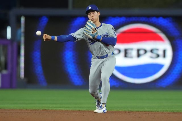 9일 오후 미국 애리조나주 피닉스의 체이스필드에서 열린 2025 미국프로야구 메이저리그에서 열린 LA 다저스와 애리조나 다이아몬드백스의 경기, 다저스 김혜성이 8번타자 겸 2루수로 선발 출전해 4타수 무안타 3삼진을 기록했다. AP 연합뉴스