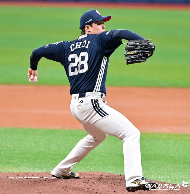 두산 베어스 좌완 영건 최승용이 1일 서울 고척스카이돔에서 열린 2025 신한 SOL Bank KBO리그 키움 히어로즈와의 팀 간 8차전에 선발등판, 6.1이닝 1실점으로 호투했지만 패전투수가 됐다. 사진 김한준 기자