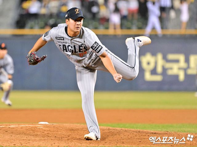 한화 이글스 좌완 루키 권민규가 11일 충남 서산에 있는 한화 2군 구장에서 열린 2025 KBO 퓨처스리그 두산 베어스와의 홈 경기에 선발등판, 4이닝 4피안타 2볼넷 1탈삼진 1실점으로 호투했다. 사진 엑스포츠뉴스 DB