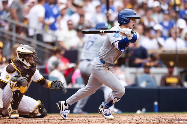 김혜성은 12일(이하 한국시간) 미국 캘리포니아주 샌디에이고 펫코 파크에서 열린 2025 메이저리그(MLB) 샌디에이고 파드리스와의 원정경기에서 9번타자 겸 2루수로 선발 출전했으나 2타수 무안타 1사구를 기록한 뒤 경기 &nbsp;중 교체됐다. 0.403였던 타율은 0.391이 되면서 4할대 타율이 깨졌다. AP연합뉴스