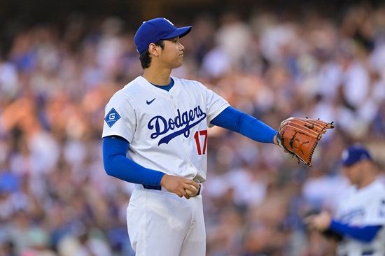 663일 만에 이도류로 복귀한 LA 다저스 오타니 쇼헤이가 투수로는 1이닝 2피안타 1실점, 타석에선 4타수 2안타 2타점 1볼넷을 기록했다. 연합뉴스