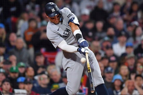 5월 중순까지 4할이 넘는 시즌 타율을 유지하며 양키스 타선을 이끌었던 애런 저지는 최근 7경기 타율 0.125 2홈런 OPS 0.597로 고전하고 있다. 연합뉴스