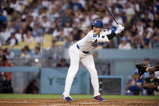 18일 다저스타디움에서 열린 샌디에이고 파드리스와 홈 경기에 1번 타자 및 지명타자로 선발 출전한 오타니 쇼헤이가 4타수 무안타 4삼진 1사구를 기록했다. 앞서 오타니가 한 경기에서 4삼진을 당한 건 LA 에인절스 시절이던 2022년 9월 7일 디트로이트 타이거스전이 마지막이다. 연합뉴스