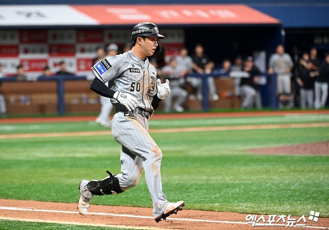 한화 이글스 외야수 이원석이 18일 부산 사직야구장에서 열리는 2025 신한 SOL Bank KBO리그 롯데 자이언츠와 팀 간 9차전에 1번타자 겸 중견수로 선발출전 한다. 사진 엑스포츠뉴스 DB