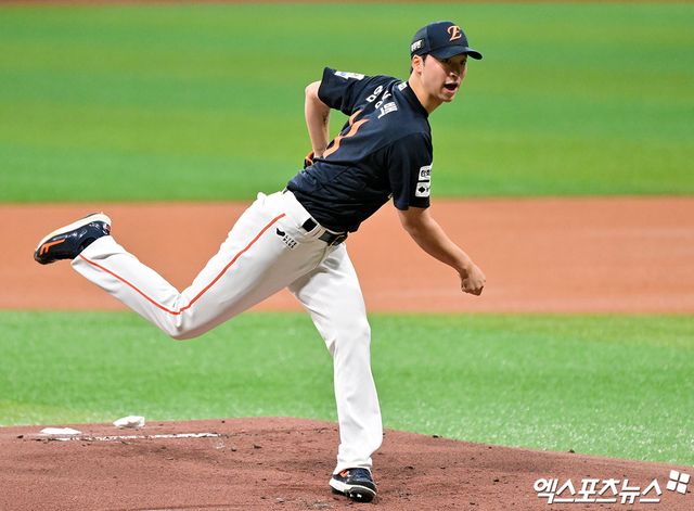 한화 이글스 투수 엄상백이 지난 18일 사직 롯데 자이언츠전에서 3.2이닝 6실점으로 패전의 멍에를 썼다. 사진 엑스포츠뉴스 DB