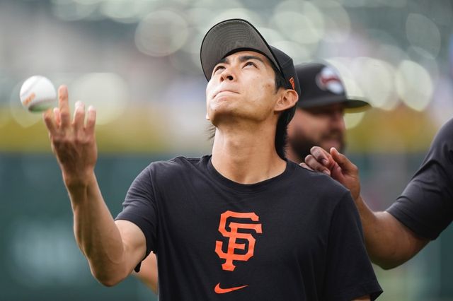 샌프란시스코 자이언츠 이정후가 20일(이하 한국시간) 샌프란시스코 오라클파크에서 2025 메이저리그 보스턴 레드삭스와의 홈경기에서 데뷔 첫 5번타자로 선발 출전한다. 6월 타율이 1할대에 그치는 등 최근 슬럼프에 빠진 이정후는 7번까지 타순이 내려갔다 중심타선의 기회를 얻었다. AP연합뉴스