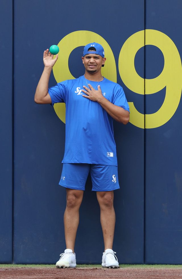 삼성 라이온즈 새 외국인 투수 헤르손 가라비토가 지난 19일 삼성 선수단에 합류해 훈련에 임하고 있다. 삼성 라이온즈