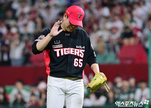 KIA 타이거즈 성영탁이 21일 인천SSG랜더스필드에서 열린 2025 신한 SOL Bank KBO리그 SSG 랜더스와의 시즌 6차전에 구원 등판해 1⅔이닝 1피안타 무사사구 1탈삼진 무실점을 기록했다. 성영탁의 데뷔 후 연속 이닝 무실점 기록은 17⅓이닝으로 늘었다. 엑스포츠뉴스 DB