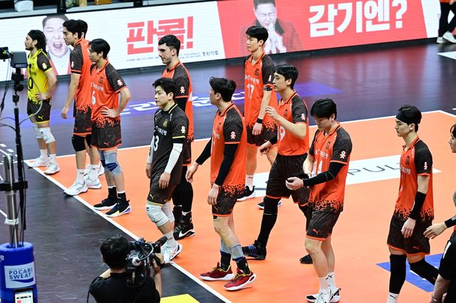 남자 프로배구 OK저축은행이 24일 공식 보도자료를 통해 경기도 안산에서 부산광역시로의 연고 이전을 공식 발표했다. 지난 2013년 창단 이후 12년 만에 연고지 이전을 결정했다. 사진 한국배구연맹