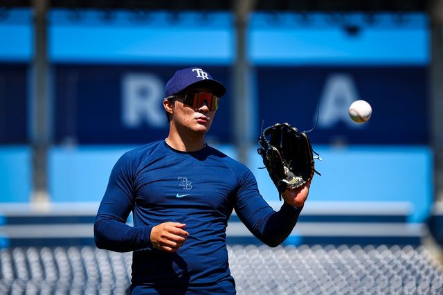 김하성은 25일(한국시간) 미국 노스캐롤라이나주 더럼의 더럼 불스 애슬레틱 파크에서 열린 2025 마이너리그 트리플A 멤피스 레드버즈(세인트루이스 카디널스 산하)와 원정경기에 더럼 불스(탬파베이 레이스 산하) 소속 2번타자 겸 유격수로 선발 출전해 5출루 경기를 펼쳤다. 수비에서 한 차례 송구실책을 범했으나, 타석에서 이를 만회했다. 탬파베이 레이스 공식 SNS