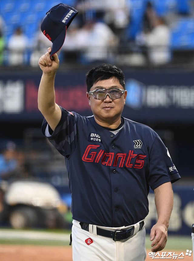 김태형 감독이 이끄는 롯데 자이언츠가 NC 다이노스와 25일 창원NC파크에서 2025 신한 SOL Bank KBO리그 팀 간 7차전을 치른다. 사진 엑스포츠뉴스