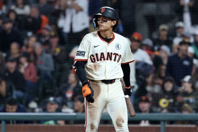 27일 미국 캘리포니아주 샌프란시스코의 오라클파크에서 열린 2025 메이저리그(MLB) 마이애미 말린스와의 홈경기에 5번타자 겸 중견수로 선발 출전한 이정후가 5회말 세 번째 타석에서 중견수 플라이로 물러났다. 연합뉴스