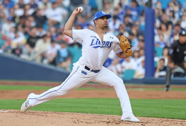 지난 26일 대구 삼성라이온즈파크에서 열린 2025 신한 SOL Bank KBO리그 삼성 라이온즈와 한화 이글스의 경기, 데니 레예스의 대체 외국인으로 합류한 헤르손 가라비토가 최고 155km/h 강속구를 앞세워 5이닝 무실점 완벽한 데뷔전을 치렀다. 삼성 라이온즈