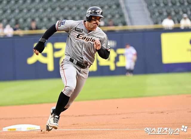 2022 시즌 KBO리그 한화 이글스의 주전 중견수로 활약했던 미국인 외야수 마이크 터크먼. 사진 엑스포츠뉴스 DB