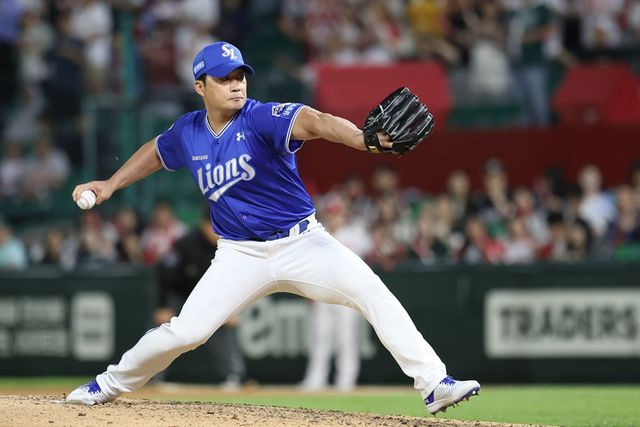 삼성 라이온즈 최고참 투수 오승환이 지난 4일 SSG 랜더스와의 인천 원정 경기에서 ⅓이닝 1피안타 1볼넷 1탈삼진 무실점을 기록했다. 사진 삼성 라이온즈