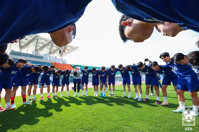 이민성호가 본격적으로 출항한다. 잉글랜드 챔피언십(2부리그)의 스토크 시티에서 활약 중인 배준호가 이민성호의 선봉에 서고, 다수의 유럽파 유망주들과 국내에서 재능을 뽐내는 22세 이하 자원들이 선발 출격한다. 사진 대한축구협회