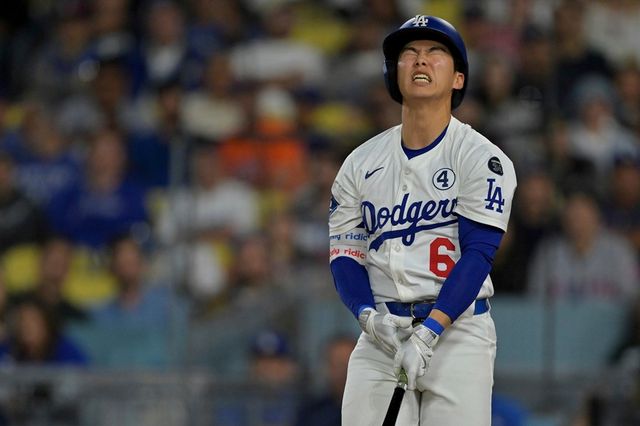 LA 다저스 김혜성이 지난 3일 뉴욕 메츠전에서 타격 후 아쉬워하고 있다. 김혜성은 5일 메츠전서 선발 라인업에 들지 못했다. 엔리케 에르난데스가 대신 2루를 맡았다. AP 연합뉴스
