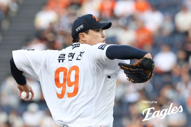 한화는 5일 대전 한화생명 볼파크에서 열린 2025 신한 SOL Bank KBO리그 KT와의 홈경기에서 0-7 완패를 당했다. 2연승이 끊긴 한화는 시즌 전적 36승25패가 되며 위닝시리즈에 만족을 해야 했다. 한화 이글스