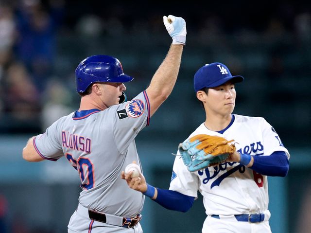 왼쪽부터 뉴욕 메츠 피트 알론소, LA 다저스 김혜성. AFP 연합뉴스