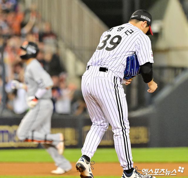 LG 트윈스 강속구 사이드암 박명근이 2025 시즌 5월 이후 15경기 1승 3패 5홀드 3세이브 평균자책점 7.62로 부진에 빠져 있다. 사진 엑스포츠뉴스 DB