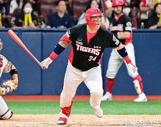 KIA 타이거즈 베테랑 타자 최형우가 지난 8일 대전 한화 이글스전에서 주루 중 부상을 당해 2025 KBO 올스타전 참가가 불발됐다. 사진 엑스포츠뉴스 DB