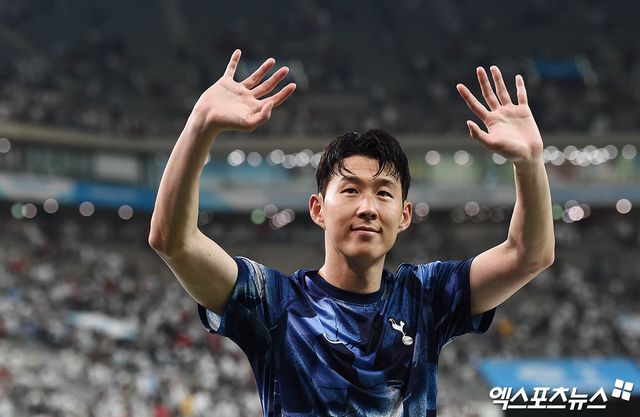 영국 매체 '더스탠더드'가 지난 12일(한국시간) 손흥민이 토트넘에서의 미래에 의문이 제기되고 있으며 손흥민 없는 미래를 준비하는 것처럼 보인다고 보도했다.&nbsp;액스포츠뉴스DB