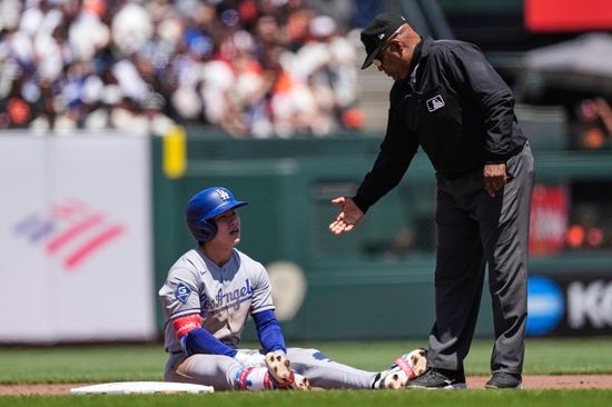 LA 다저스 유틸리티 플레이어 김혜성이 13일 샌프란시스코전에 7번 타자 2루수로 선발 출전해 6회말 결정적인 추가 적시타를 때려 팀 7연패 탈출을 도왔다. 연합뉴스