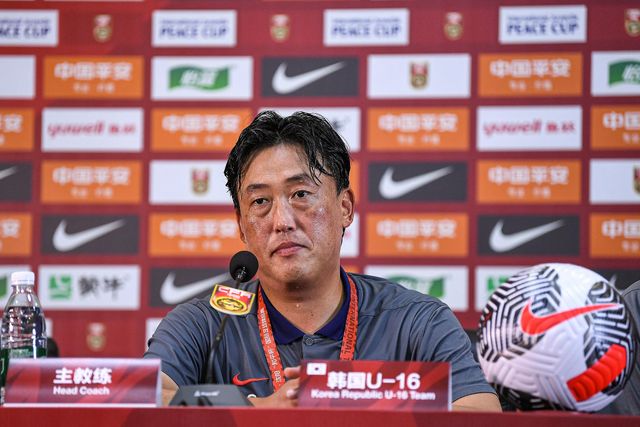 지난 7월 중국 4개국 친선대회에 전임지도자로 대한민국 U-16 축구 대표팀을 이끌고 참석한 김현준 감독. 중국축구협회