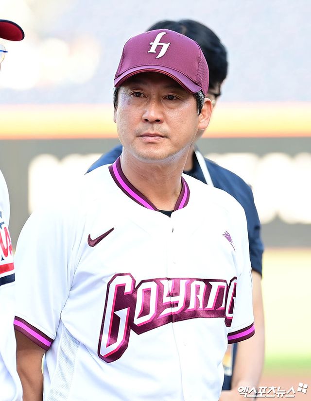 키움 히어로즈 설종진 감독대행이 지난 11일 퓨처스 올스타전에 임하고 있다. 엑스포츠뉴스 DB