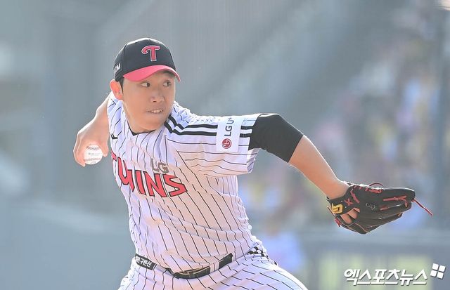 LG 트윈스 강속구 사이드암 유망주 박명근이 20일 서울 잠실야구장에서 열리는 2025 신한 SOL Bank KBO리그 롯데 자이언츠와의 팀 간 10차전에 앞서 1군 엔트리에서 말소됐다. 사진 엑스포츠뉴스 DB