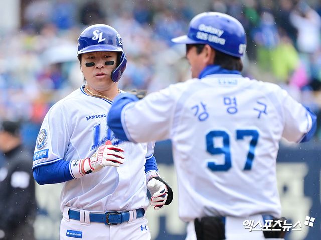 22일 오후 대구삼성라이온즈파크에서 열린 '2025 신한 SOL Bank KBO리그' SSG 랜더스와 삼성 라이온즈의 경기, 삼성 강민호가 5번타자 겸 포수로 선발 출전해 5타수 3안타 4타점을 기록했다. 엑스포츠뉴스 DB