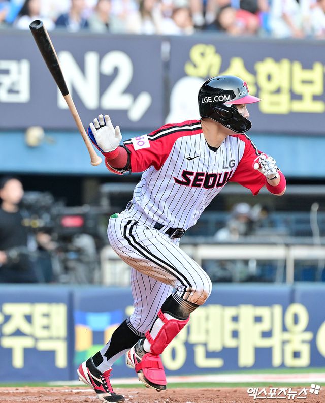 현재 리그 도루 1위를 달리고 있는 LG 트윈스 박해민이 지난 22일에서 24일 광주 KIA챔피언스필드에서 열린 KIA 타이거즈와 원정 3연전에서 타율 0.400(10타수 4안타) 2홈런 5타점 2볼넷으로 맹활약했다. 엑스포츠뉴스 DB