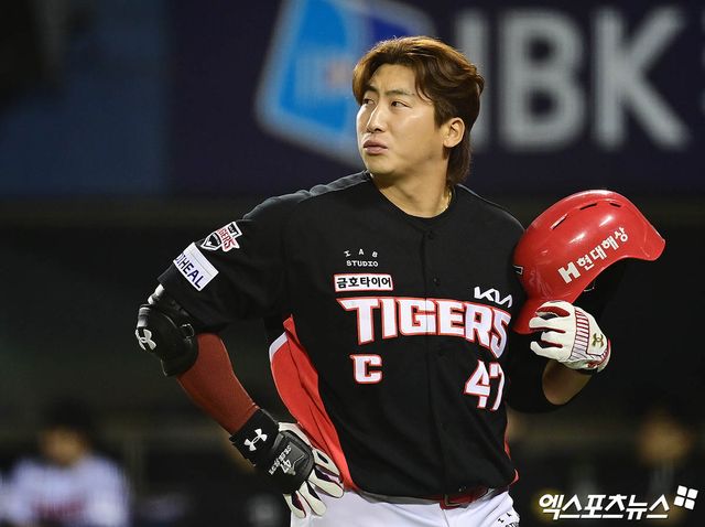 타격 슬럼프에 빠진 KIA 타이거즈 간판타자 나성범이 26일 부산 사직야구장에서 열리는 2025 신한 SOL Bank KBO리그 롯데 자이언츠와의 팀 간 11차전 선발 라인업에서 제외됐다. 사진 엑스포츠뉴스 DB